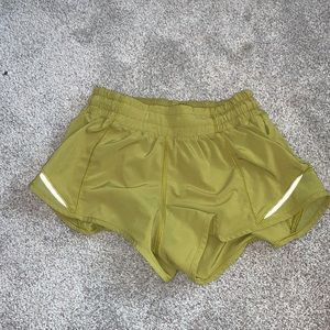 lululemon hotty hot shorts